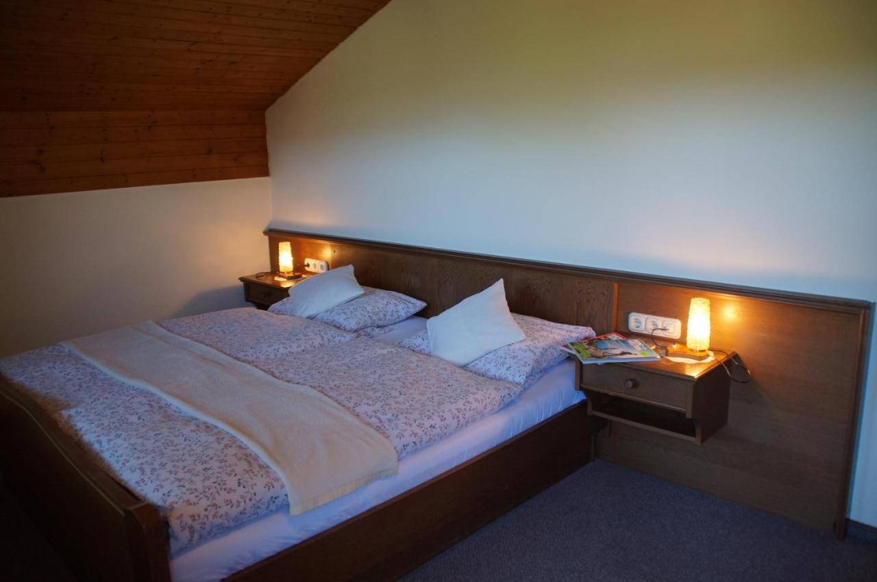 Gaestehaus Brunner ซวีเซิล ภายนอก รูปภาพ