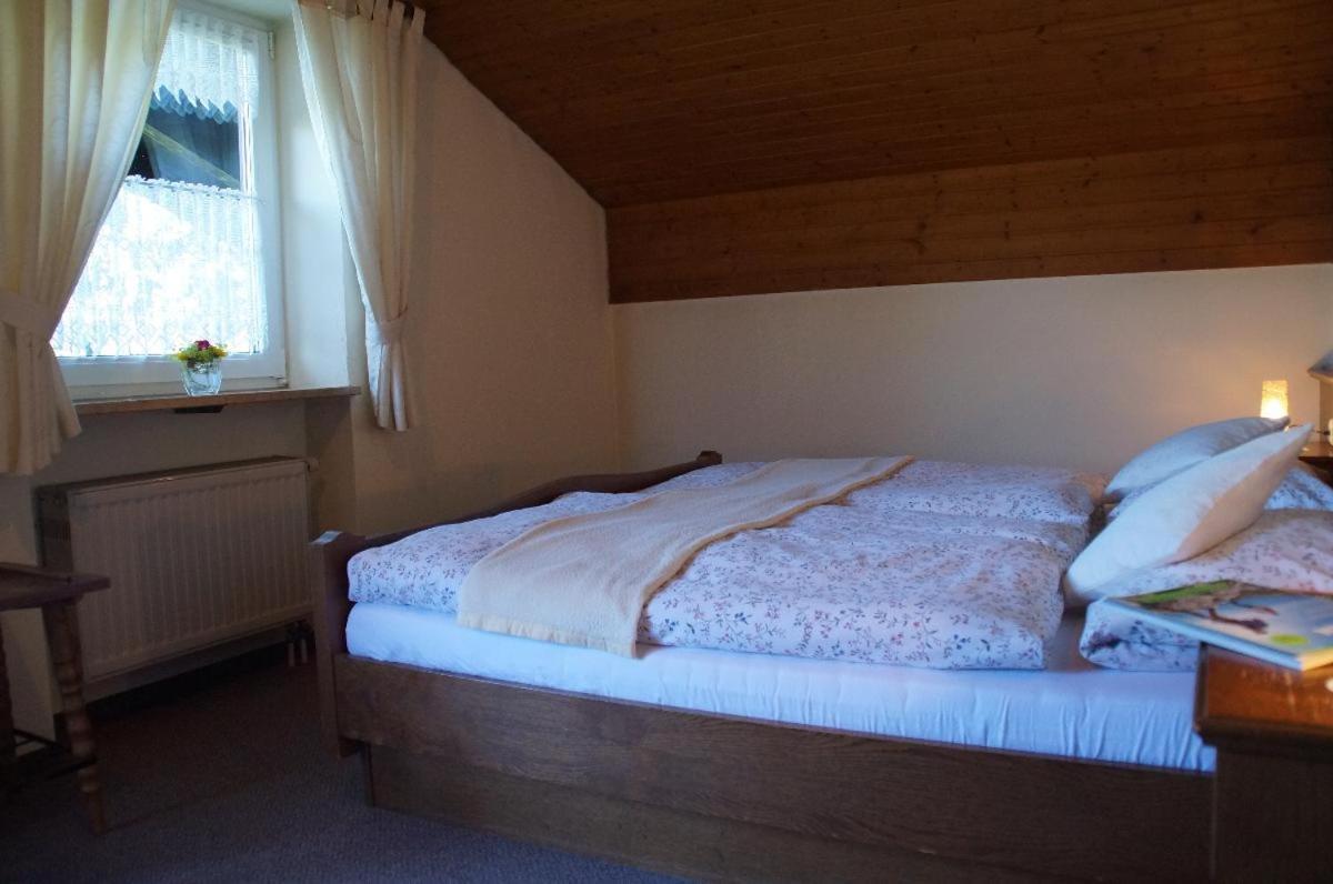 Gaestehaus Brunner ซวีเซิล ภายนอก รูปภาพ