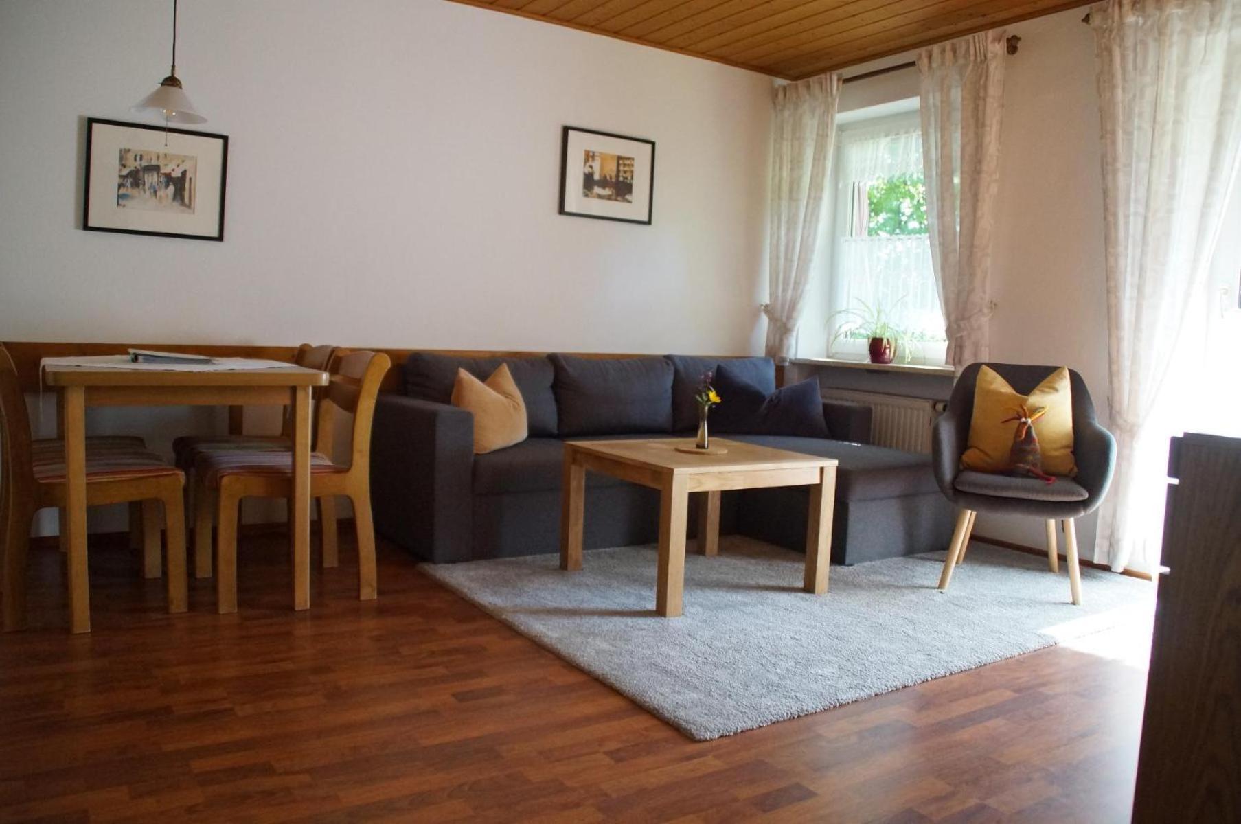 Gaestehaus Brunner ซวีเซิล ภายนอก รูปภาพ